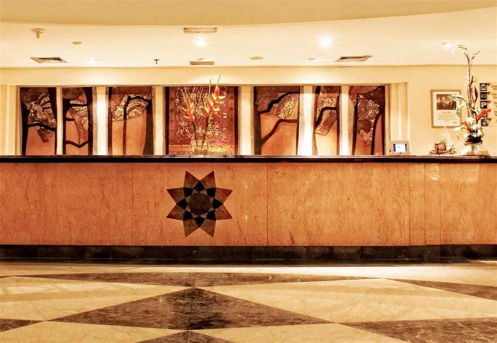 Arcadia Surabaya Hotel Eksteriør billede