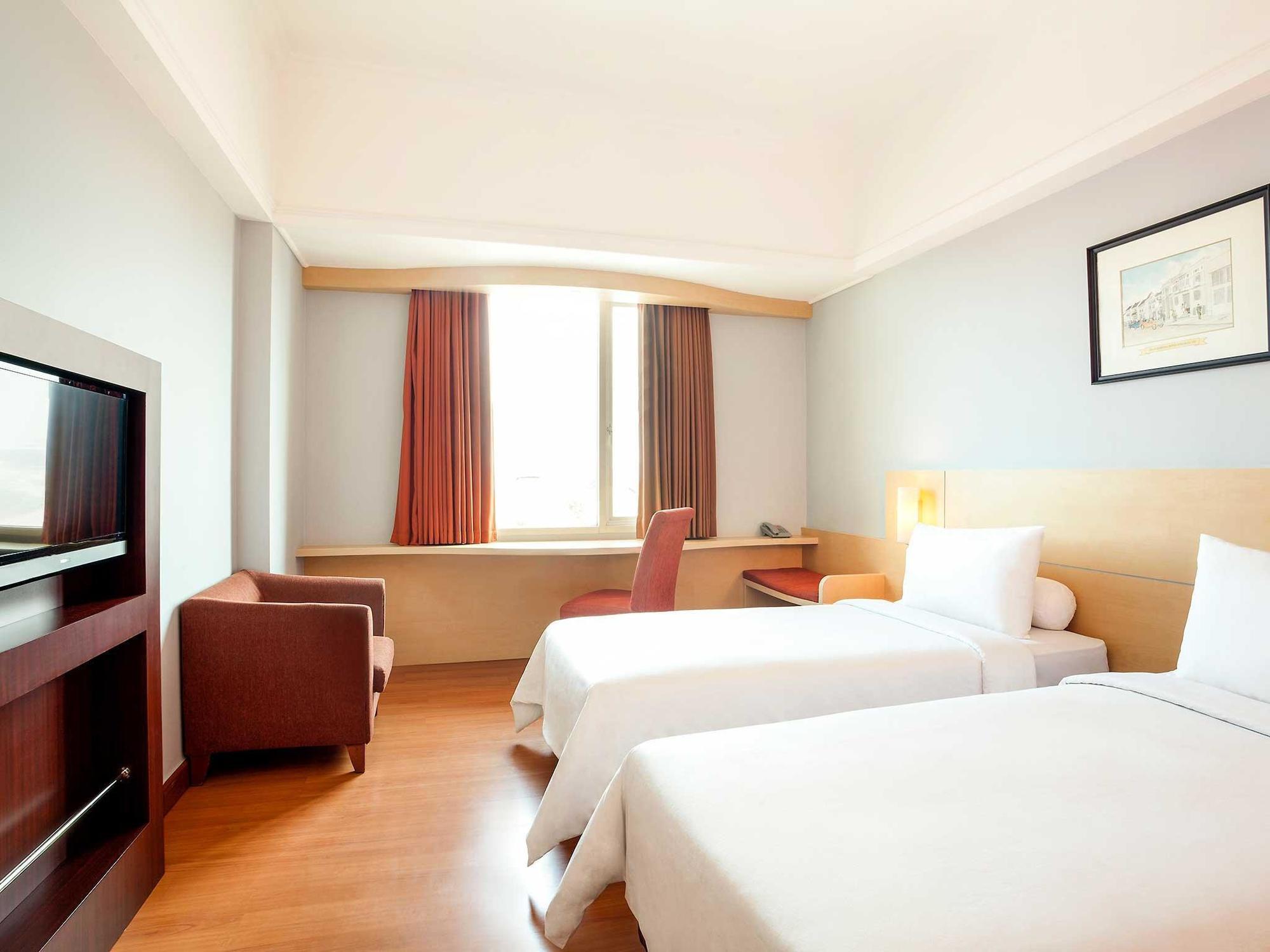 Arcadia Surabaya Hotel Eksteriør billede