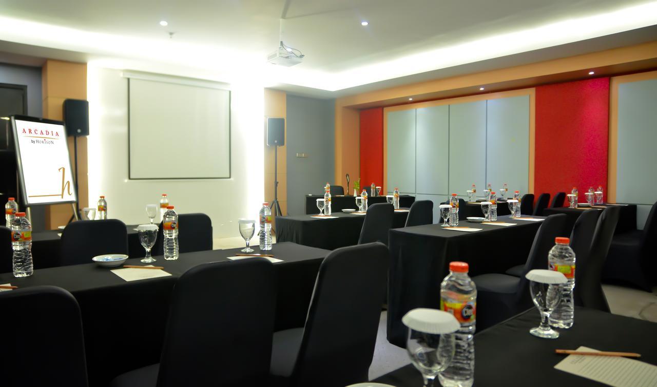 Arcadia Surabaya Hotel Eksteriør billede