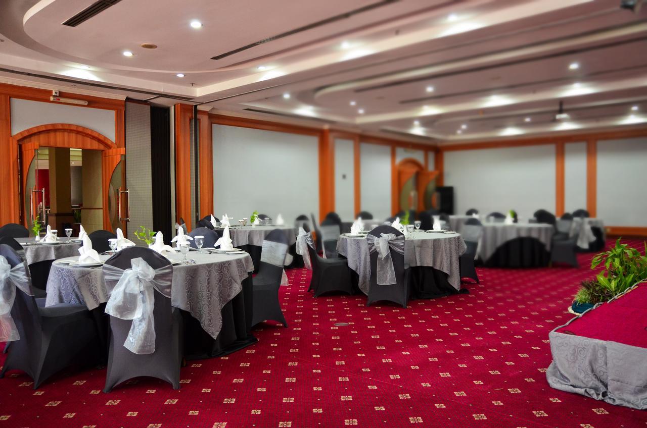 Arcadia Surabaya Hotel Eksteriør billede