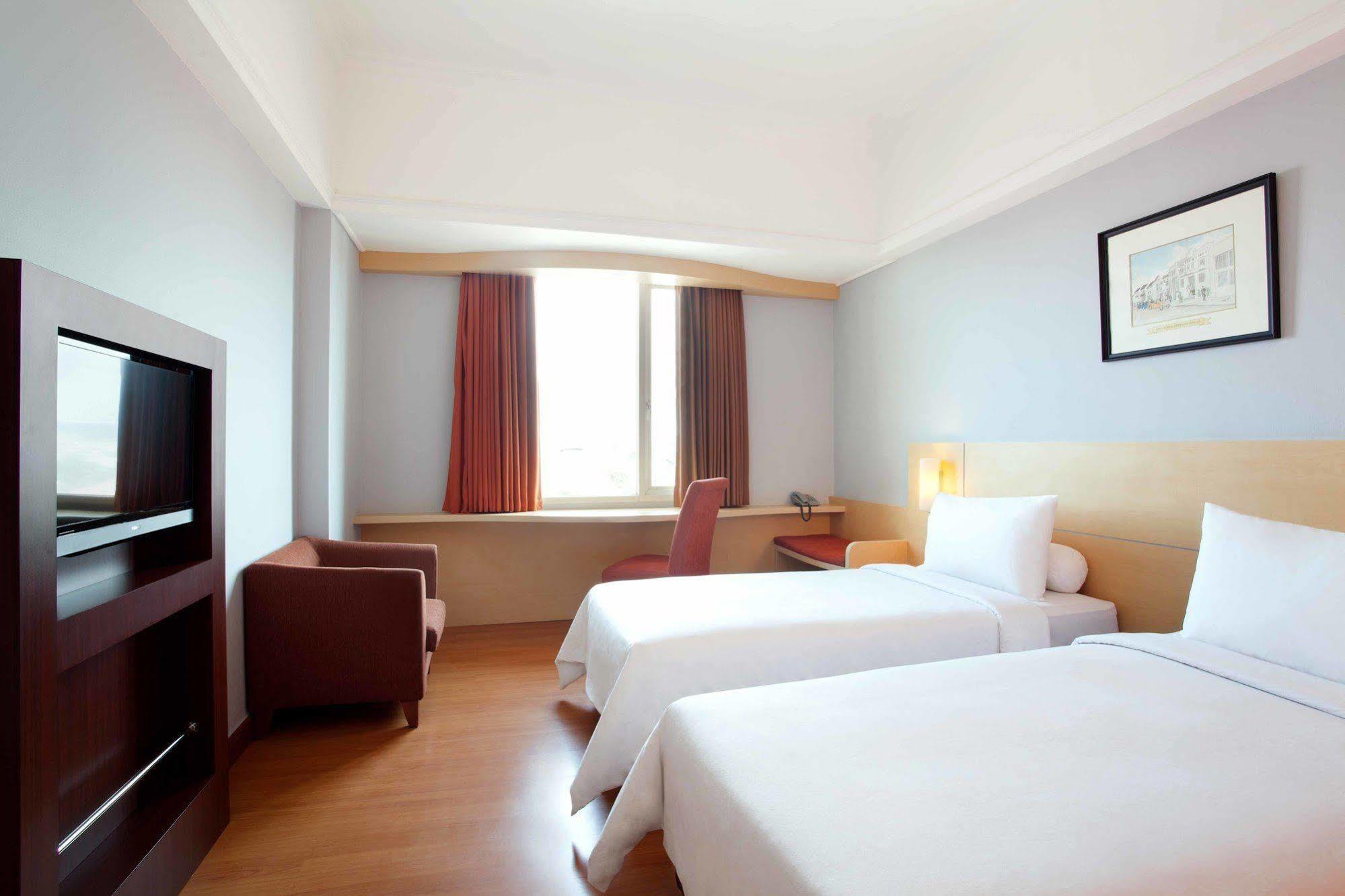 Arcadia Surabaya Hotel Eksteriør billede
