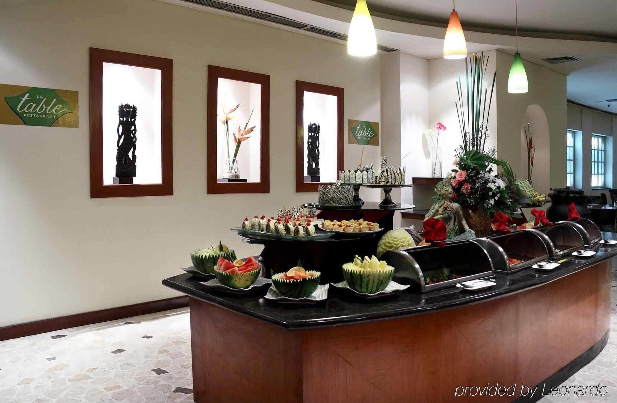 Arcadia Surabaya Hotel Eksteriør billede
