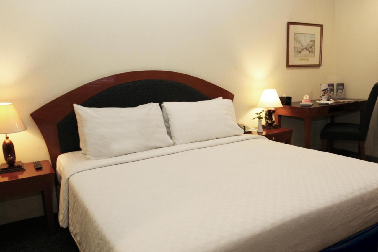 Arcadia Surabaya Hotel Eksteriør billede